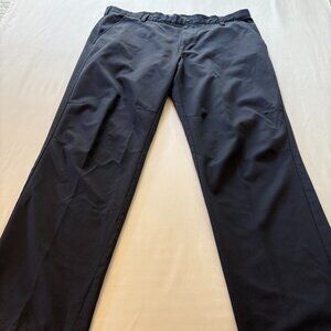 Navy Blue Izod Golf Slim Fit Pants for Men, Size 38 Waist/32 Inseam